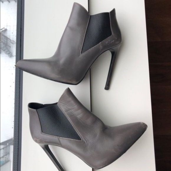Saint Laurent Pointed Booties - Picture 7 of 12